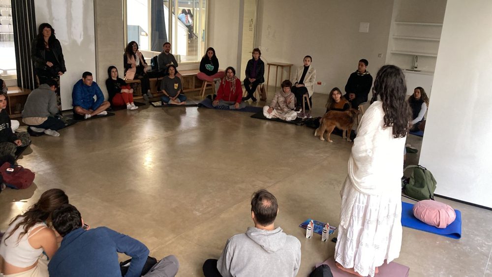 Meditación guiada en comunidad